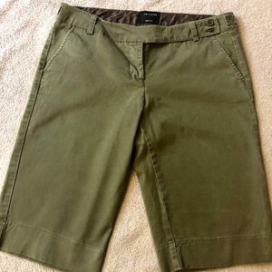 Hunter Green Bermuda Shorts